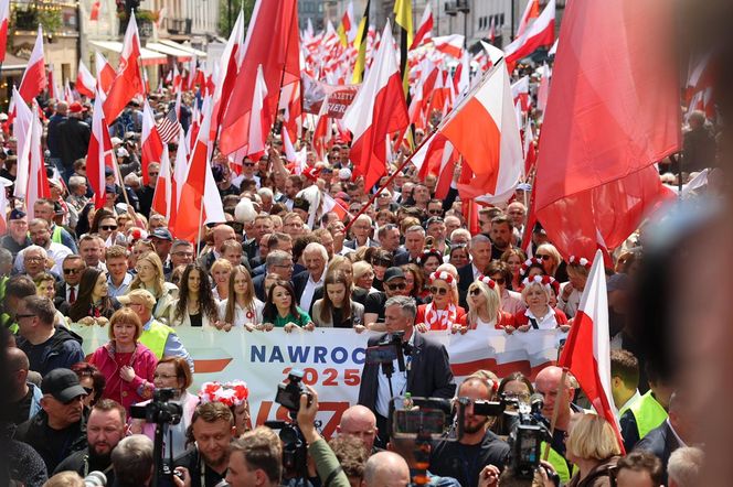  Jarosław Kaczyński na marszu Karola Nawrockiego