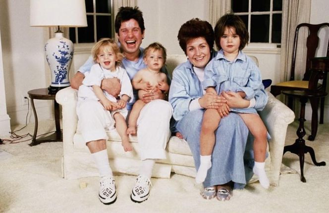 Miłość, która przetrwała piekło. Historia Ozzy’ego i Sharon Osbourne – toksyczna, szalona i prawdziwa