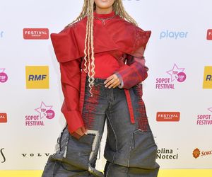 Sara James ma 17 lat i... szokuje wyglądem! Zobacz wszystkie metamorfozy