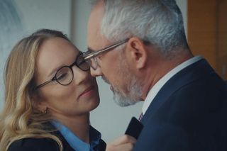 M jak miłość, odcinek 1848: Sylwia (Hanna Turnau) i Werner (Jacek Kopczyński)