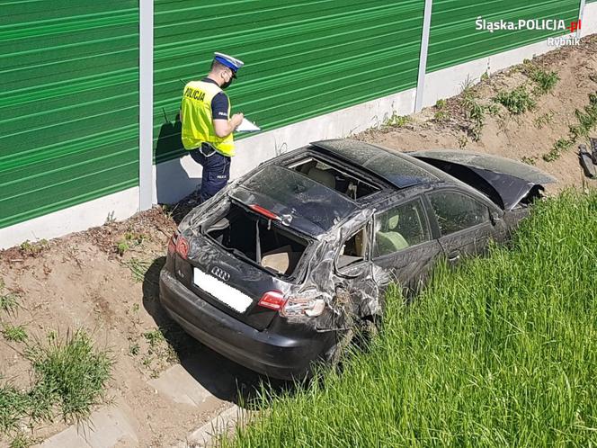 Spowodował wypadek i odjechał! Zostawił rannego kierowcę w dachującym aucie