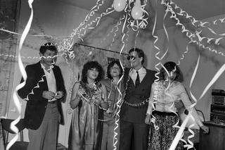 Cenzurowanie wdzięków i dźwięków, czyli rozrywka w PRL