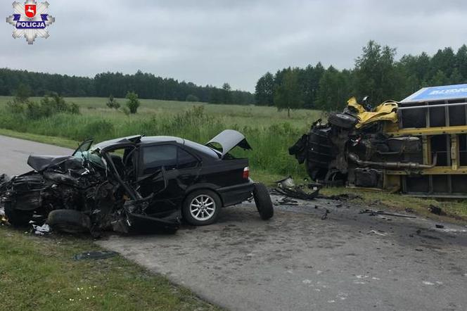 Siedliszcze: 19-latek ZGINĄŁ w drodze z MATURY! Wypadek maturzystów pod Chełmem [ZDJĘCIA]