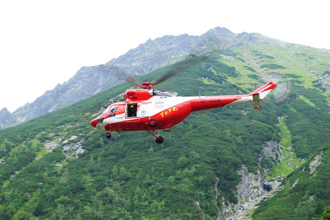 Tragiczny wypadek w Tatrach. Polski turysta zginął po 50-metrowym upadku 