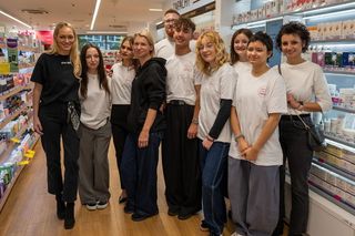 Odkryli siebie - teraz odkrywają rynek pracy.  23 osoby z szansą na pracę dzięki programowi „Odkryj siebie z Hebe”