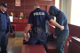 Zabił Karolinę, bo chciała od niego odejść. Kilka razy uderzył konkubinę siekierą w głowę
