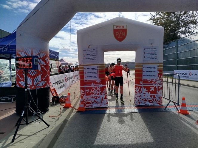 Zawody o Puchar Polski na nartorolkach Marwe Cup 2025 zostały zainaugurowane w Siedlcach