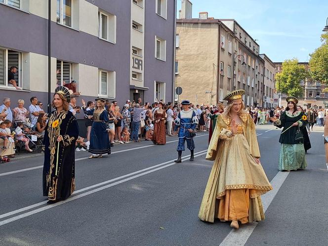 Gwarki 2024 w Tarnowskich Górach. Ulicami miasta przeszedł Pochód Gwarkowski