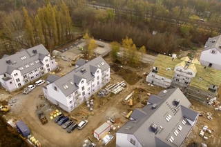 Tak powstaje nowe osiedle w Krakowie. Budowa idzie pełną parą! [ZDJĘCIA]