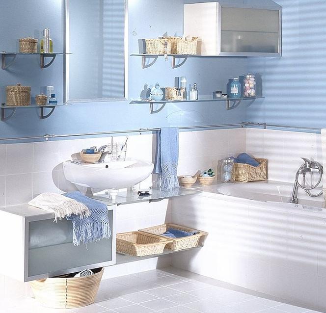 Niebieska łazienka - przytulne wnętrze