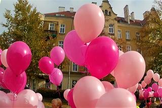 Róż w walce z nowotworem. Marsz Różowej Wstążki przeszedł ulicami Szczecina