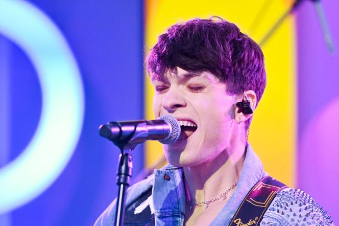 Cyms rozbijał publiczność w Sopocie, a potem wszedł ON. Demoniczne show Cugowskiego w okularach ojca!