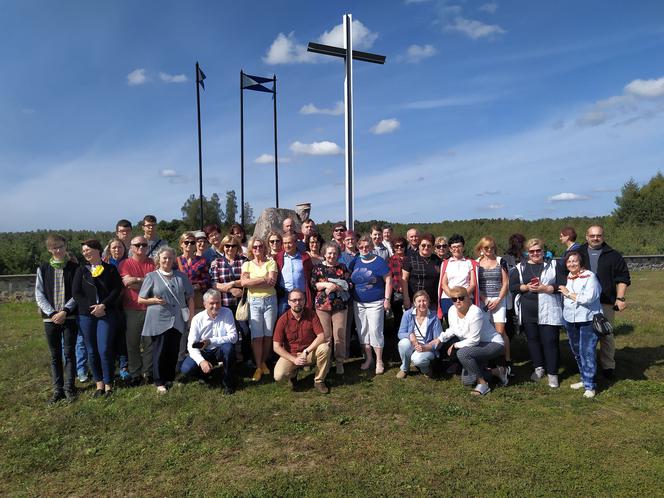 Wycieczka krajoznawcza Muzeum Regionalnego w Siedlcach śladem upamiętnień wojny polsko-bolszewickiej z 1920 roku