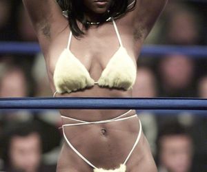 Tak wyglądały ring girls, które 25 lat temu pracowały na gali Gołota - Tyson