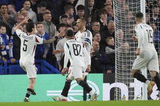Skandalicznie potraktowali polskich kibiców w Londynie! Obrzydliwe zachowanie przy meczu Chelsea – Legia