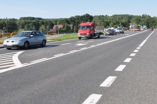 W Świętokrzyskiem zmierzą ruch na trasach krajowych. Które drogi są rekordowe?