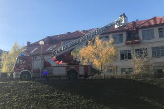 Pożar w szkole podstawowej w Zielonkach.Trwa ewakuacja [ZDJĘCIA]