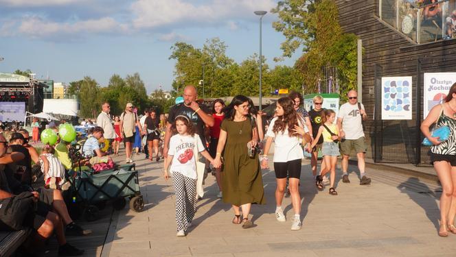 Olsztyn Green Festival 2024. Tłumy na plaży miejskiej. Zobacz zdjęcia z drugiego dnia!