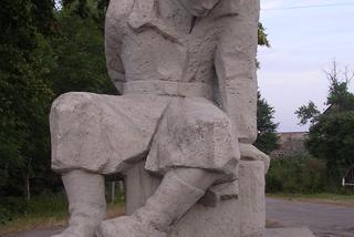 Pomnik żołnierza Armii Czerwonej w Starzyńskim Dworze