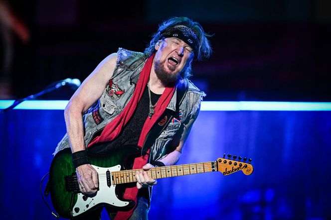 Adrian Smith o słynnym utworze Iron Maiden, który według niego brzmiał jak U2 