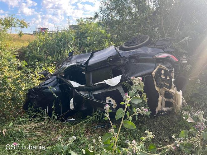 Tragedia na autostradzie A1! 20-latek w bmw wypadł z drogi i zginął