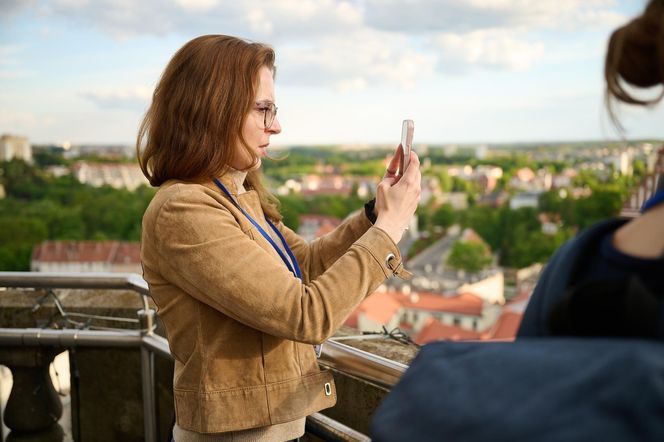 Gigantyczna kolejka w Olsztynie. Wszyscy chcieli zwiedzić to miejsce