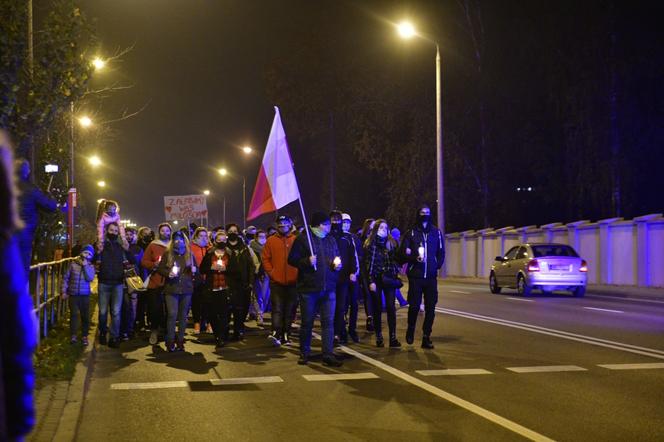 Marsze przeciwników zaostrzenia prawa aborcyjnego zmieniają miejsce spotkań 