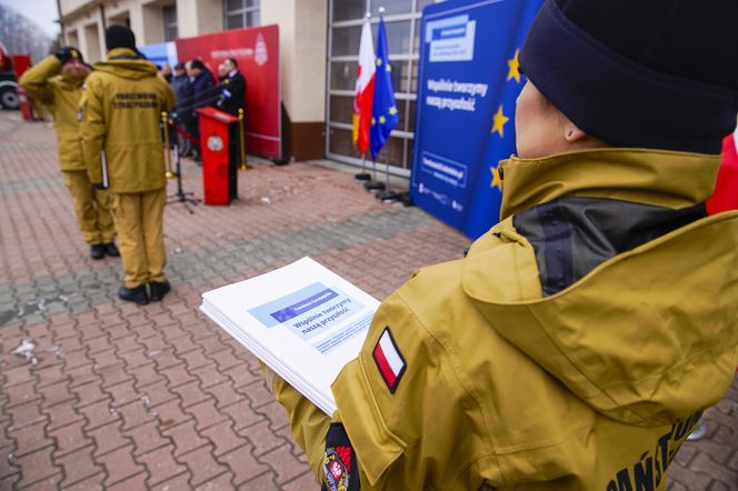 Specjalistyczny sprzęt trafił do strażaków z woj. lubelskiego. Do jego zakupu dołożyła się UE