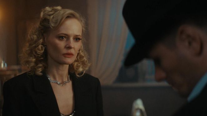 Zatoka szpiegów 2, odcinek 17. Greta (Karolina Kominek), Franz (Bartosz Gelner)