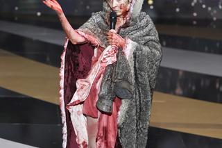 Aktorka rozebrała się na scenie! Skandal na rozdaniu Cezarów