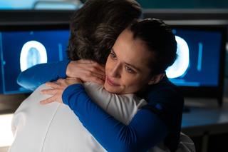 Na dobre i na złe odc. 882: Artur Bart (Piotr Głowacki),  Julka Burska (Aleksandra Hamkało)