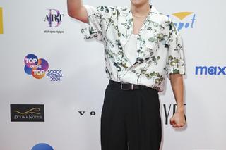 Oskar Cyms z bursztynowym słowikiem