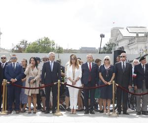 Niezwykła zmiana warty. Strażnicy miejscy przy Grobie Nieznanego Żołnierza w Warszawie