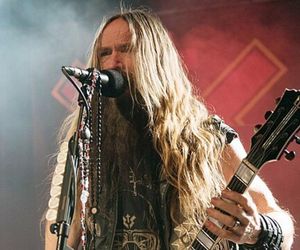 Co sprawiło, że Pantera stała się jednym z największych zespołów metalowych na świecie? Zakk Wylde zna odpowiedź na to pytanie! 