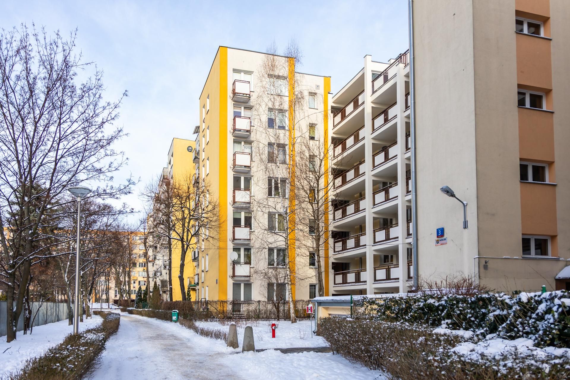 Przyczółek Grochowski - zdjęcia warszawskiego Pekinu. Zobacz, jak wygląda najdłuższy blok w Polsce