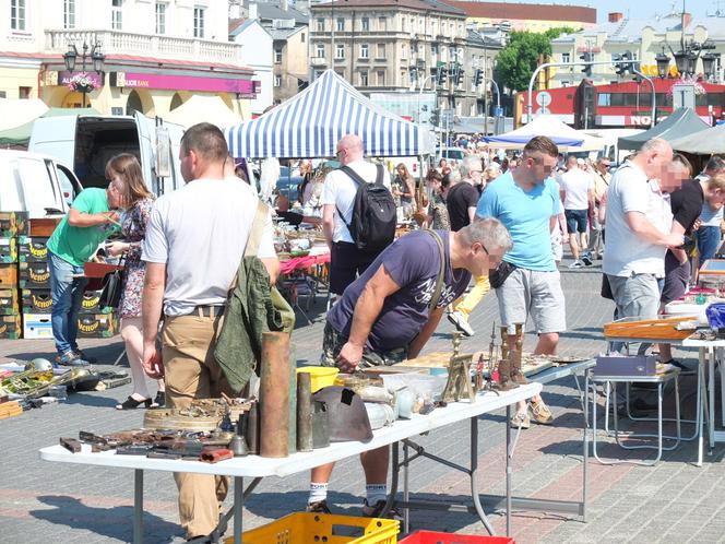 Lubelskie starocia na start! Na pierwszej od kilku miesięcy giełdzie staroci były tłumy