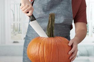 Jak wyciąć dynię na Halloween?