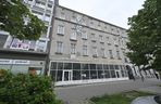 „To co robi miasto, to skandal”. Warszawa sprzedaje zabytkową kamienicę w centrum za grube miliony