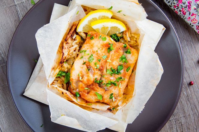 Dorsz z piekarnika - przepis na soczystego dorsza pieczonego w piekarniku