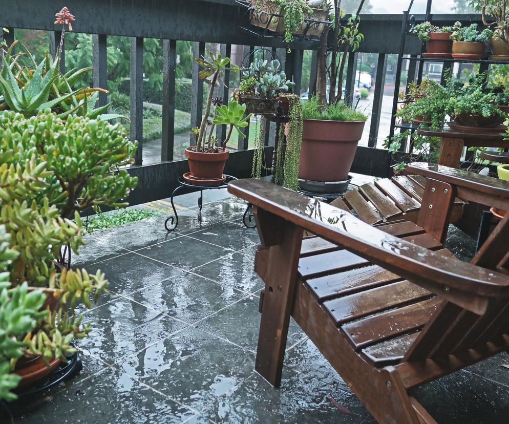 Balkon w deszczu 