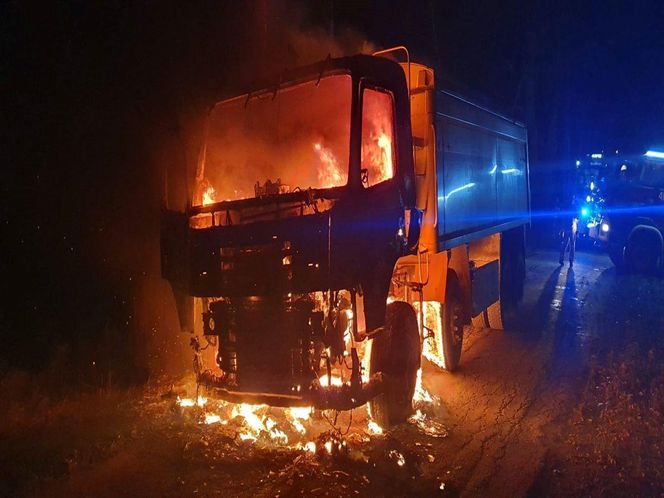 Ciężarówka płonęła jak pochodnia! Droga była zablokowana