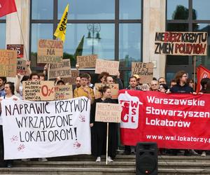 Protest przeciwko programowi Mieszkanie na Start w Warszawie