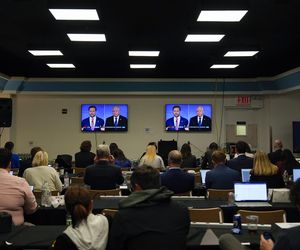 Waltz i Vance zmierzyli się w telewizyjnej debacie