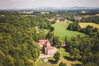 Nie tylko Cieszyn i Ustroń. Nieznany Śląsk Cieszyński to pałace, winnice i stare dęby - zwiedzaj śladami Wędrownych Motyli