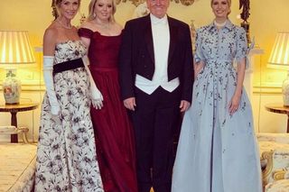 Trump u królowej był królem gaf! Teraz się poprawi?