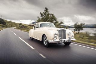 Bentley Continental GT Speed 2016 i Bentley R-Type Continental 1952