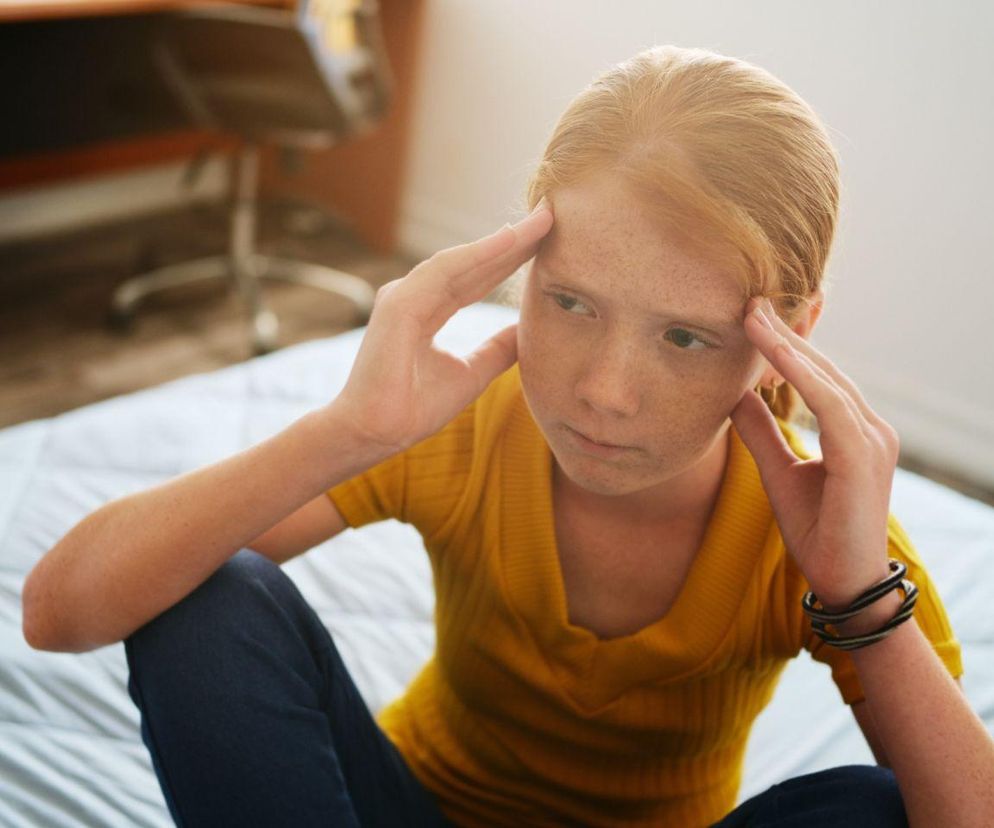 Dziecko wraca rozdrażnione ze szkoły? To nie są fochy