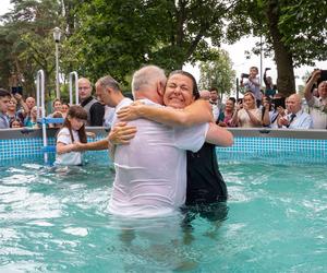 Za nami Kongres Świadków Jehowy. Kolejne osoby przyjęły chrzest