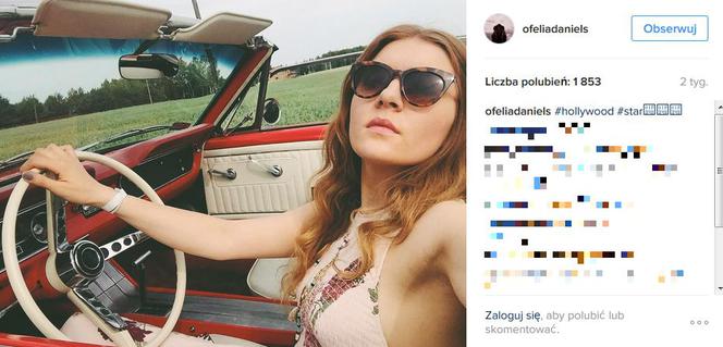 Iga Krefft w Mustangu na planie M jak miłość