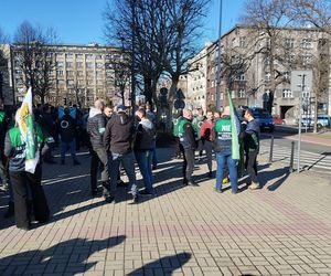 Górnicy protestowali pod ministerstwem przemysłu w Katowicach przeciwko likwidacji KWK Bielszowice